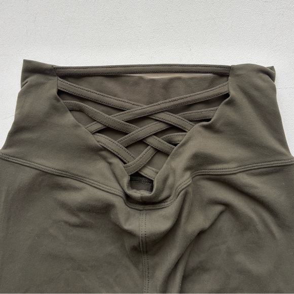 Bombshell Sportswear sexy back criss cross leggings size small army green - Picture 7 of 8